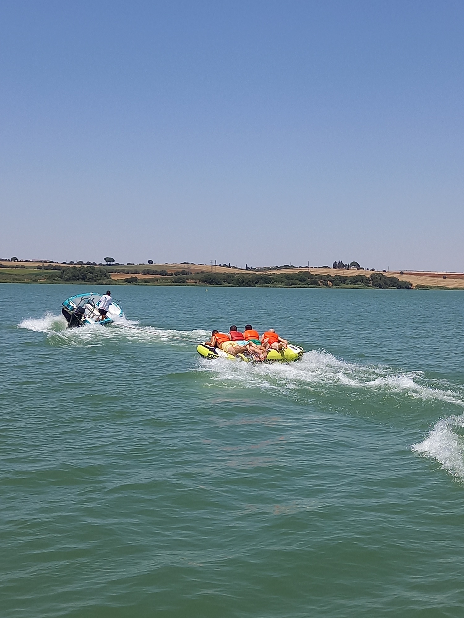 arrastrable junto a lancha